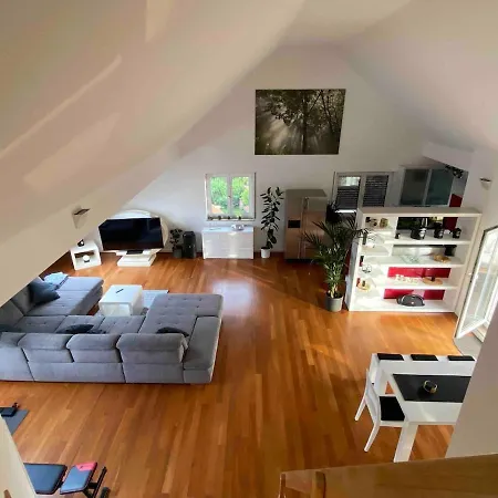 Apartmán Dachwohnung Mit Sonnenterrasse