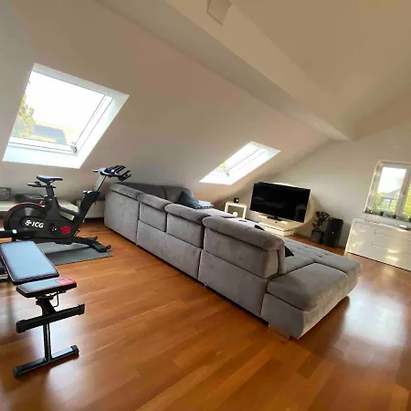 Dachwohnung Mit Sonnenterrasse