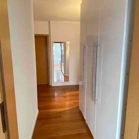 Dachwohnung Mit Sonnenterrasse Apartmán